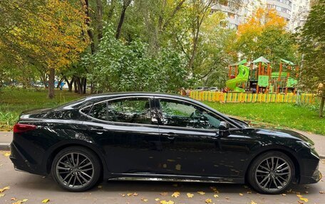 Toyota Camry, 2025 год, 3 990 000 рублей, 4 фотография