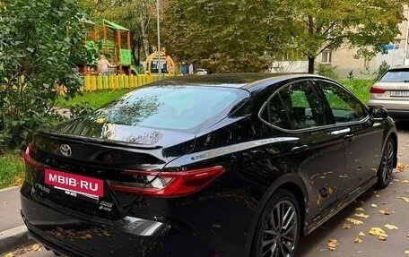 Toyota Camry, 2025 год, 3 990 000 рублей, 5 фотография