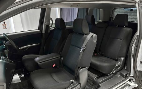 Toyota ISis I, 2014 год, 1 290 000 рублей, 17 фотография