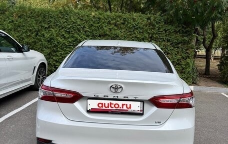 Toyota Camry, 2021 год, 4 200 000 рублей, 3 фотография