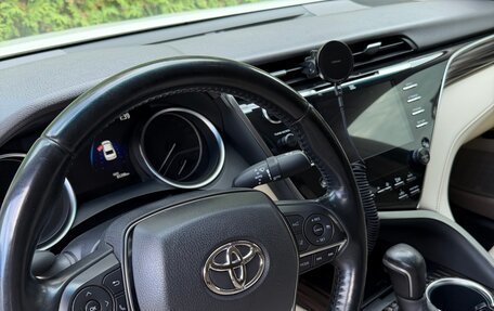 Toyota Camry, 2021 год, 4 200 000 рублей, 5 фотография