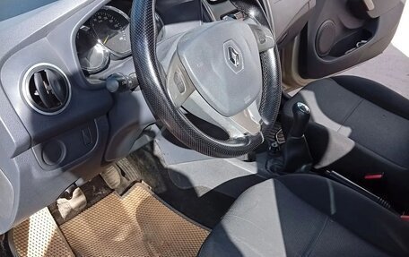 Renault Sandero II рестайлинг, 2016 год, 600 000 рублей, 4 фотография