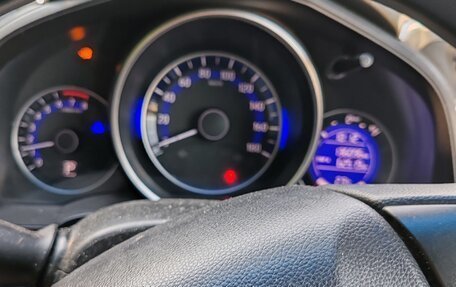 Honda Fit III, 2016 год, 880 000 рублей, 6 фотография