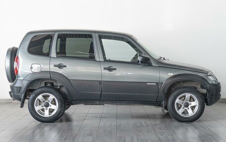 Chevrolet Niva I рестайлинг, 2019 год, 749 000 рублей, 5 фотография