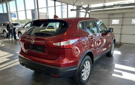 Nissan Qashqai, 2018 год, 1 899 000 рублей, 6 фотография