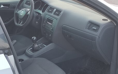 Volkswagen Jetta VI, 2015 год, 650 000 рублей, 11 фотография