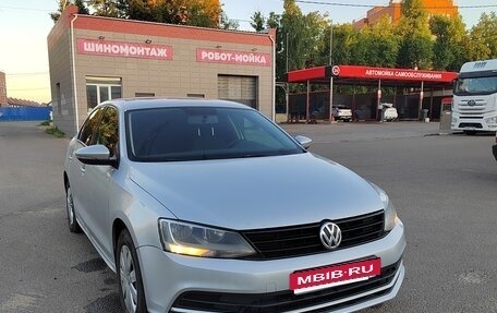Volkswagen Jetta VI, 2015 год, 650 000 рублей, 13 фотография