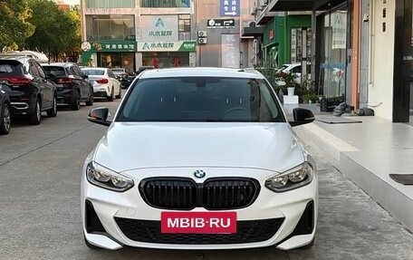 BMW 1 серия, 2023 год, 1 435 000 рублей, 2 фотография