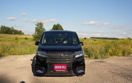 Honda Stepwgn IV, 2018 год, 2 200 000 рублей, 9 фотография