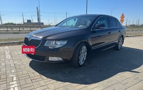 Skoda Superb III рестайлинг, 2012 год, 1 200 000 рублей, 2 фотография