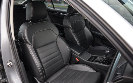 Skoda Superb III рестайлинг, 2023 год, 3 199 000 рублей, 31 фотография