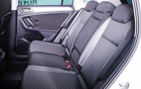 Volkswagen Tiguan II, 2017 год, 2 390 000 рублей, 9 фотография