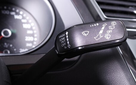 Volkswagen Tiguan II, 2017 год, 2 390 000 рублей, 16 фотография