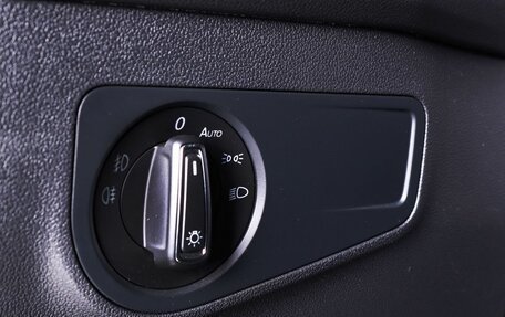 Volkswagen Tiguan II, 2017 год, 2 390 000 рублей, 12 фотография