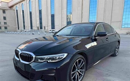 BMW 3 серия, 2022 год, 2 450 000 рублей, 1 фотография