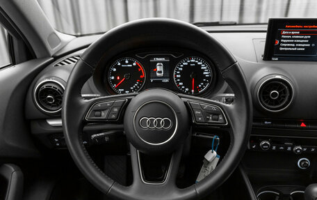 Audi A3, 2019 год, 2 390 000 рублей, 12 фотография