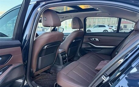 BMW 3 серия, 2022 год, 2 450 000 рублей, 11 фотография