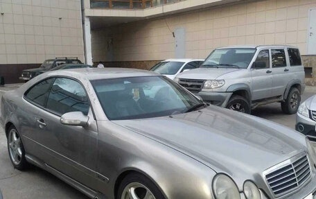 Mercedes-Benz CLK-Класс, 2000 год, 400 000 рублей, 2 фотография