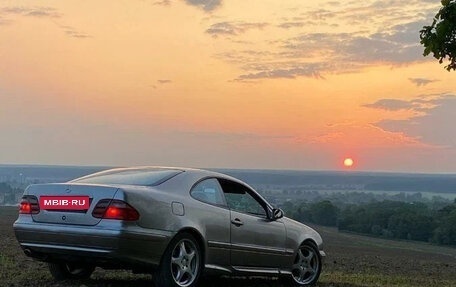 Mercedes-Benz CLK-Класс, 2000 год, 400 000 рублей, 7 фотография