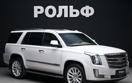 Cadillac Escalade IV, 2018 год, 4 090 000 рублей, 1 фотография