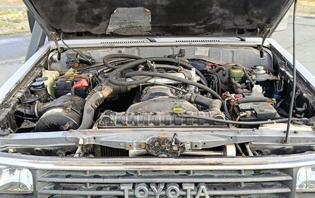 Toyota Land Cruiser 70, 1993 год, 980 000 рублей, 17 фотография
