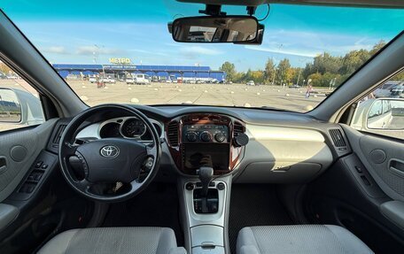 Toyota Highlander III, 2004 год, 849 000 рублей, 7 фотография