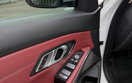 BMW 3 серия, 2023 год, 3 400 000 рублей, 10 фотография