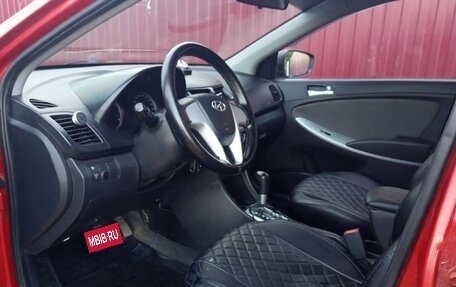 Hyundai Solaris II рестайлинг, 2012 год, 600 000 рублей, 8 фотография