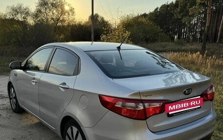 KIA Rio III рестайлинг, 2013 год, 750 000 рублей, 14 фотография