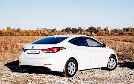 Hyundai Elantra V, 2014 год, 1 050 000 рублей, 2 фотография
