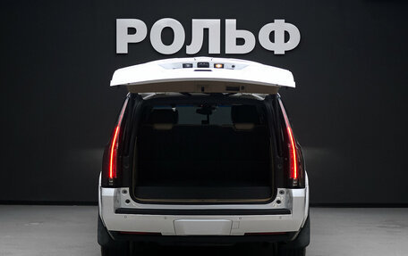 Cadillac Escalade IV, 2018 год, 4 090 000 рублей, 19 фотография