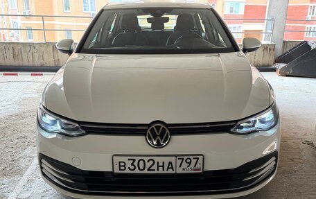 Volkswagen Golf VIII, 2020 год, 2 800 000 рублей, 1 фотография