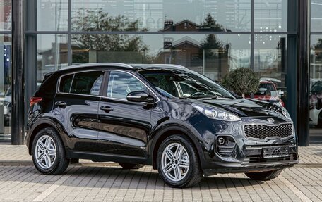 KIA Sportage IV рестайлинг, 2018 год, 1 855 000 рублей, 3 фотография