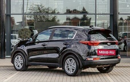 KIA Sportage IV рестайлинг, 2018 год, 1 855 000 рублей, 4 фотография