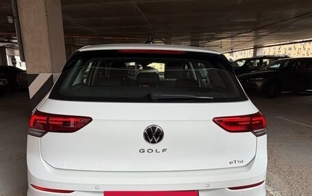 Volkswagen Golf VIII, 2020 год, 2 800 000 рублей, 2 фотография