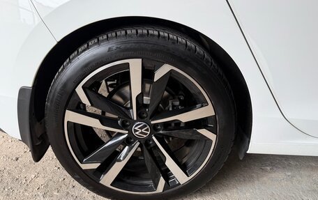 Volkswagen Golf VIII, 2020 год, 2 800 000 рублей, 16 фотография