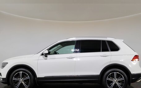 Volkswagen Tiguan II, 2017 год, 2 400 000 рублей, 8 фотография