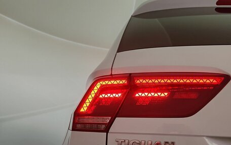 Volkswagen Tiguan II, 2017 год, 2 400 000 рублей, 27 фотография
