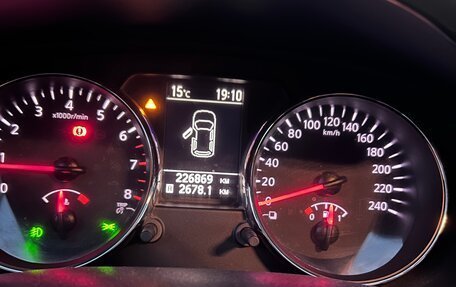 Nissan Qashqai, 2012 год, 950 000 рублей, 9 фотография