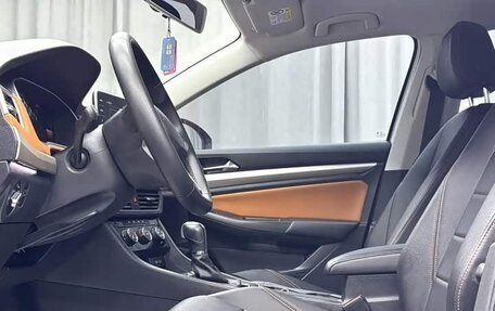 Volkswagen Bora, 2023 год, 1 230 000 рублей, 7 фотография