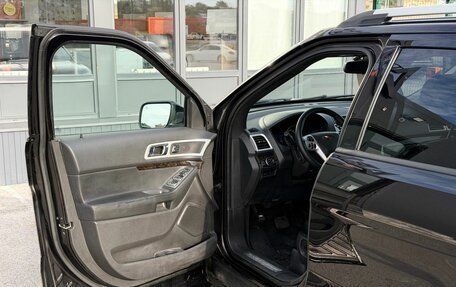 Ford Explorer VI, 2012 год, 1 490 000 рублей, 29 фотография