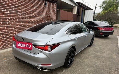 Lexus ES VII, 2022 год, 3 990 000 рублей, 4 фотография