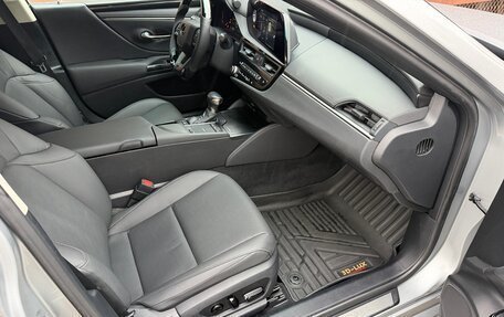 Lexus ES VII, 2022 год, 3 990 000 рублей, 12 фотография