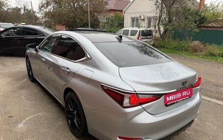 Lexus ES VII, 2022 год, 3 990 000 рублей, 6 фотография