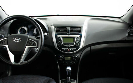 Hyundai Solaris II рестайлинг, 2013 год, 897 000 рублей, 11 фотография