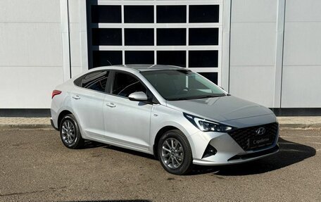 Hyundai Solaris II рестайлинг, 2021 год, 1 450 000 рублей, 7 фотография