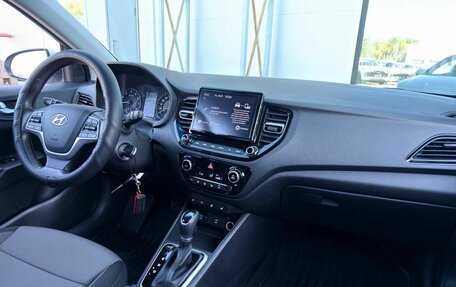 Hyundai Solaris II рестайлинг, 2021 год, 1 450 000 рублей, 15 фотография