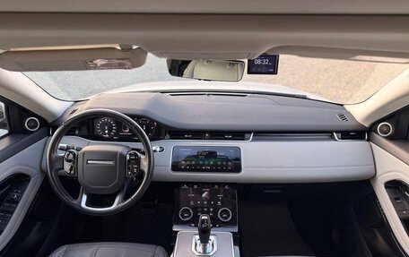 Land Rover Range Rover Evoque II, 2019 год, 3 800 000 рублей, 2 фотография