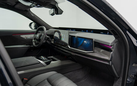 BMW 7 серия, 2026 год, 24 690 000 рублей, 15 фотография
