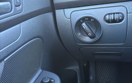 Volkswagen Golf V, 2008 год, 1 150 000 рублей, 30 фотография